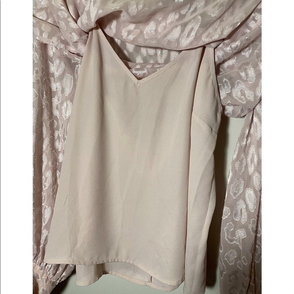 Express Blouse - Picture 2 of 2